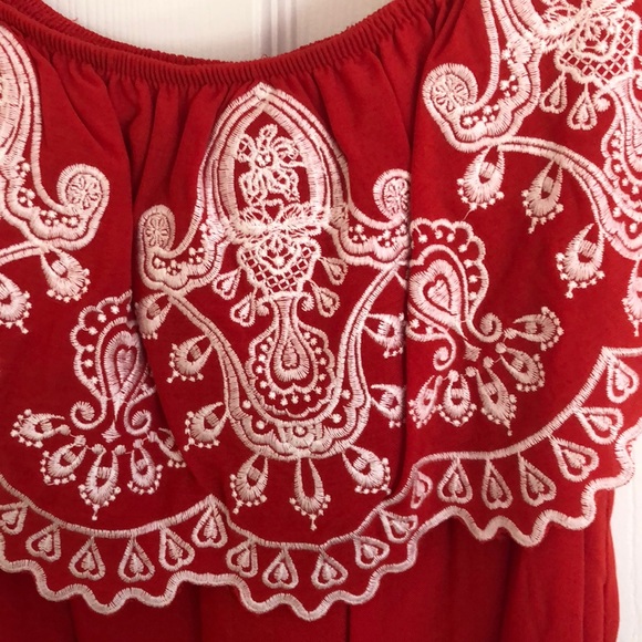 Red white off the shoulder M - Picture 2 of 3